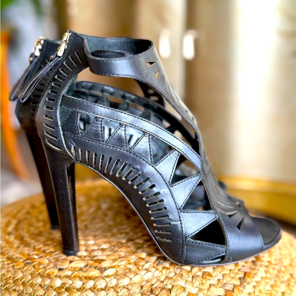 Leather laser cut sandals booties peep toe shoes black heels - Picture 4 of 12